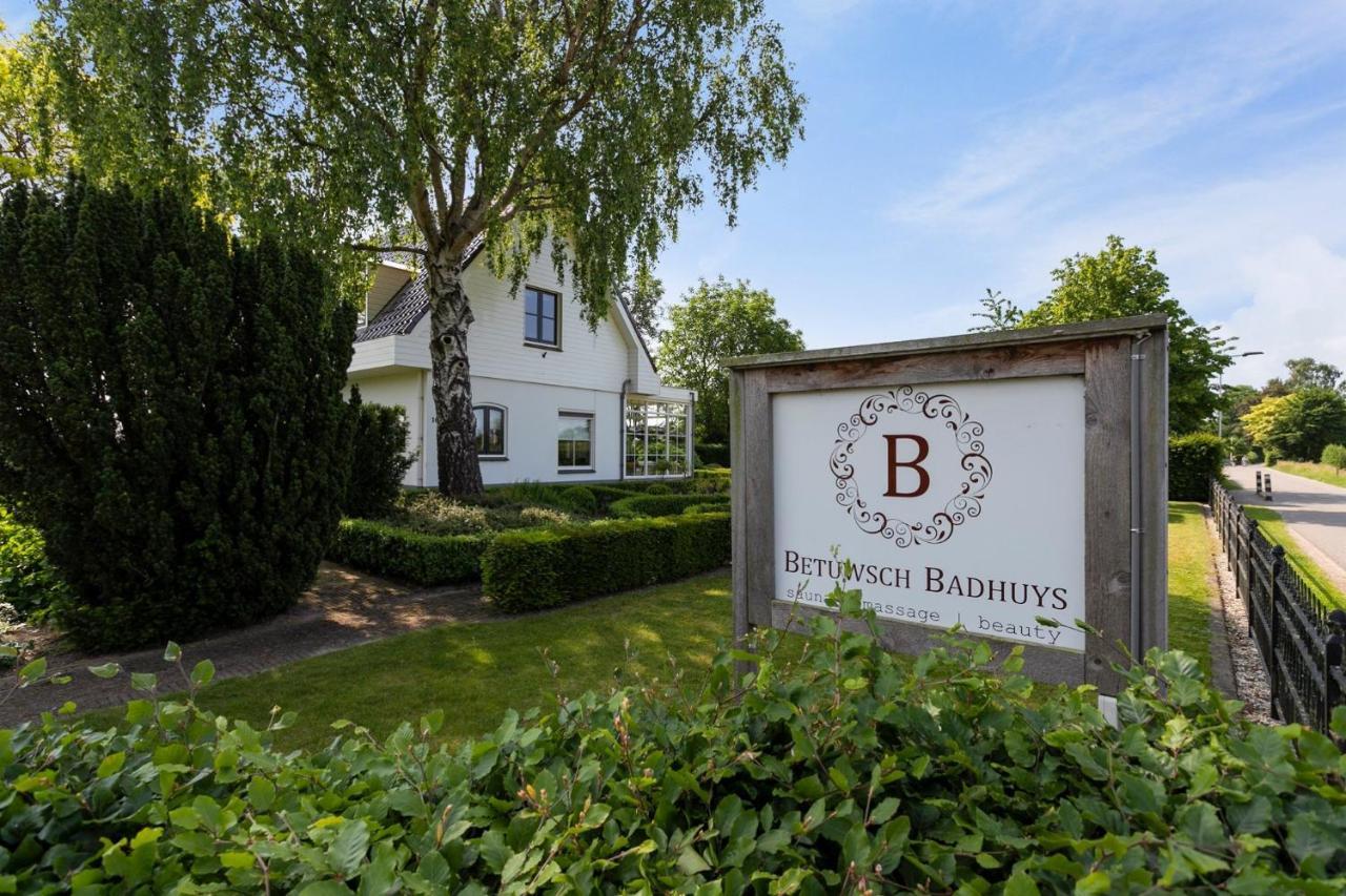 Betuwsch Badhuys Bed & Breakfast Lienden Dış mekan fotoğraf